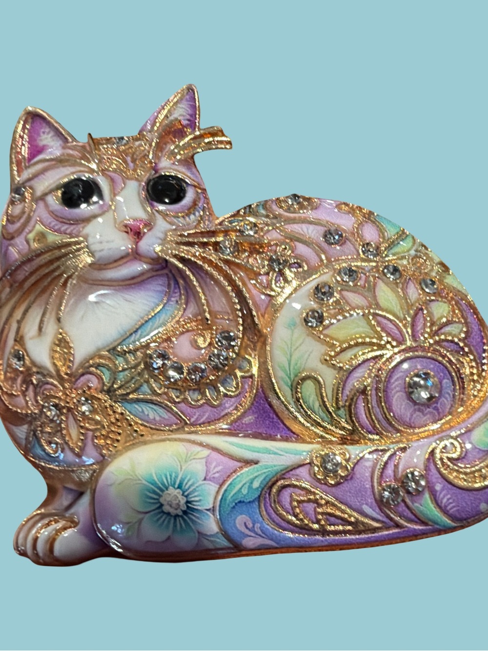 Decorative Purple Floral Cat brooch with Gold Accents